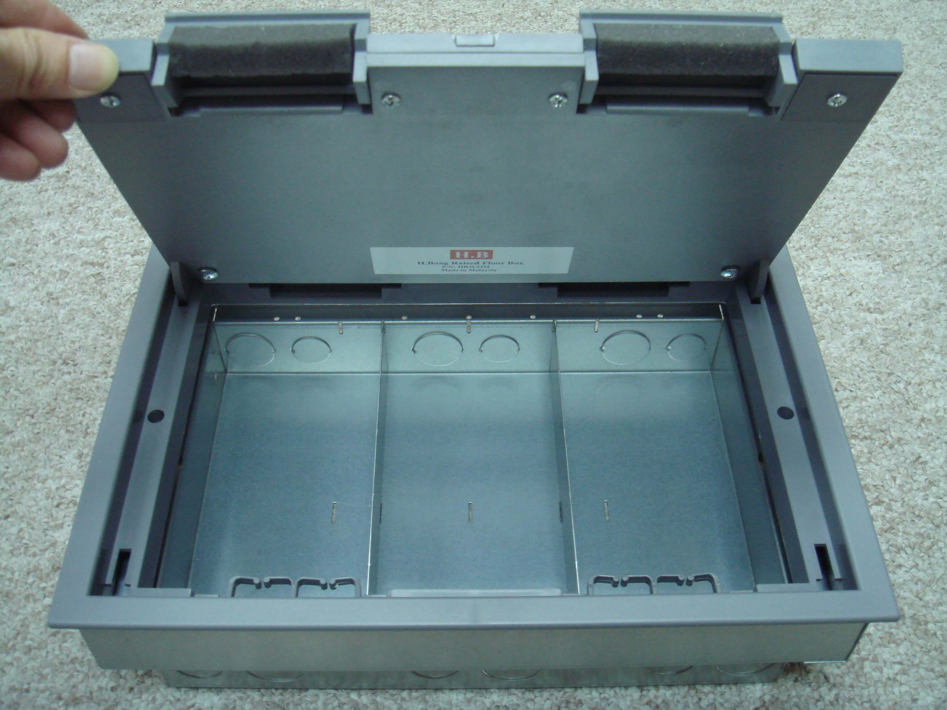 H.Boag Raised Floor Box (3 Compartment) without Accessories